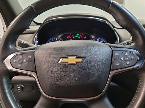 Used 2022 Chevrolet Traverse LT image 22