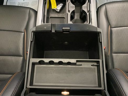 Used 2025 Ford F250 Lariat w/ Lariat Ultimate Package AWD/4WD image 33