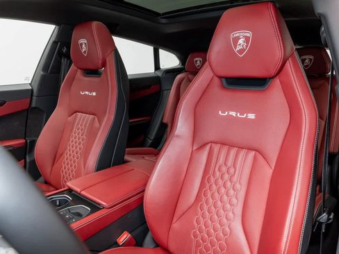 Used 2023 Lamborghini Urus S image 67