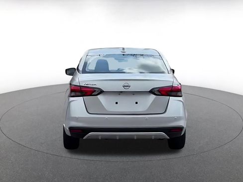 Used 2025 Nissan Versa SV FWD image 12