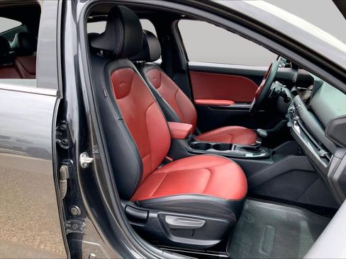 Certified 2025 Kia K4 EX w/ GT-Line Premium Package FWD image 9