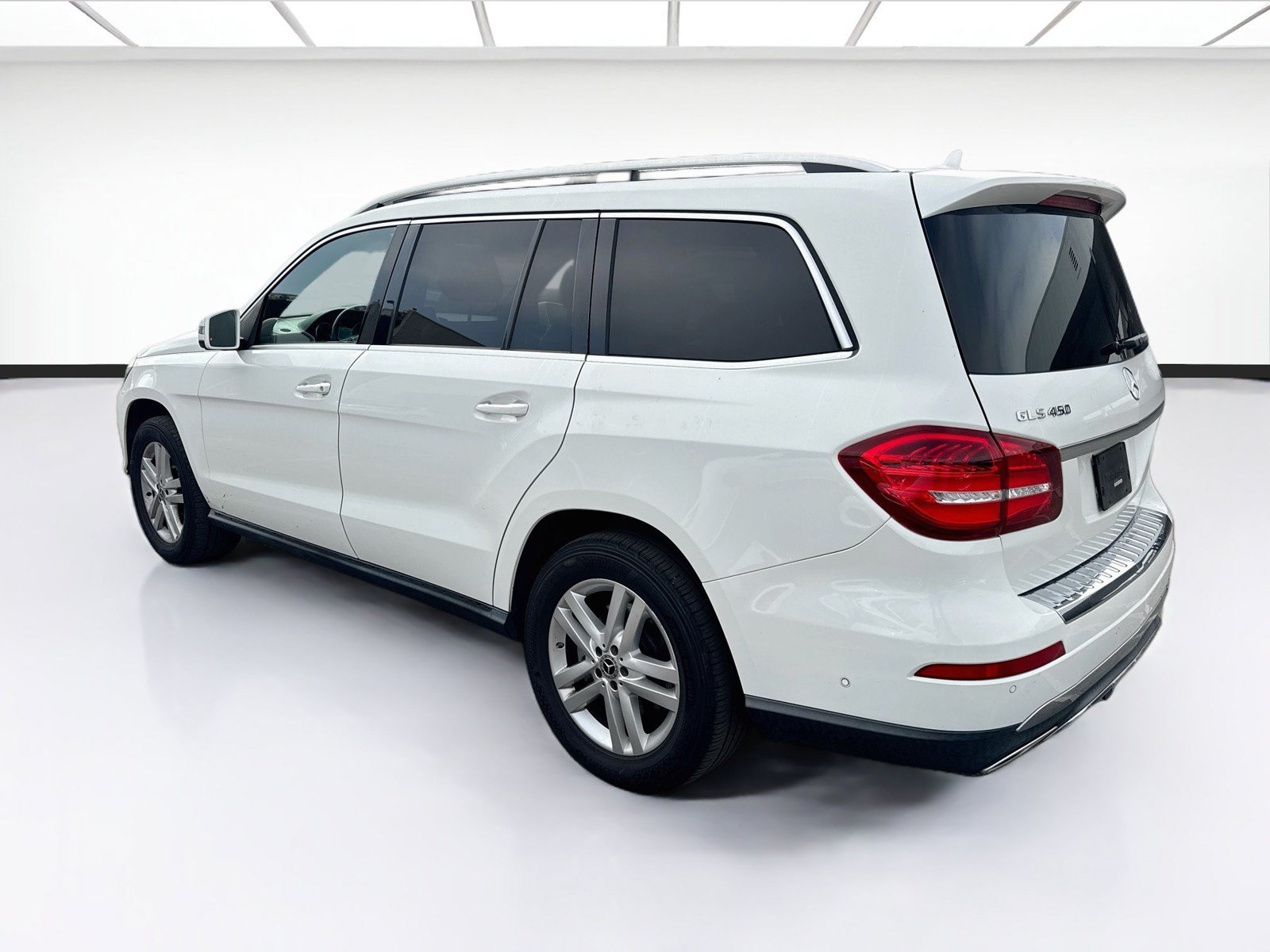 Used 2019 Mercedes-Benz GLS 450 4MATIC image 6