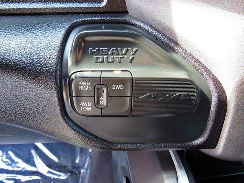 Used 2021 RAM 2500 Big Horn w/ Level 2 Equipment Group image 31