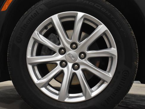 Certified 2023 Cadillac XT4 Luxury w/ Cold Weather Package AWD/4WD image 32