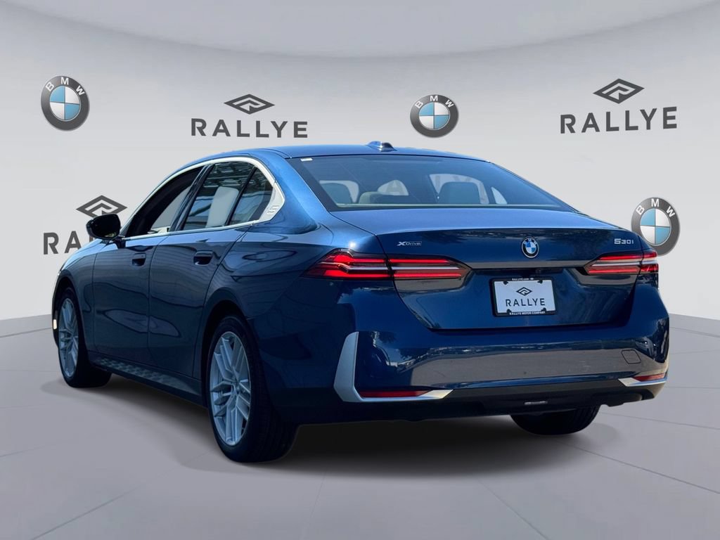 Certified 2024 BMW 530i xDrive w/ Premium Package AWD/4WD image 7