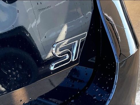 Used 2022 Ford Explorer ST w/ Equipment Group 401A AWD/4WD image 11