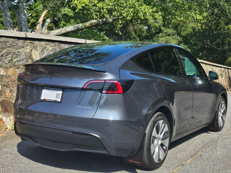 Used 2023 Tesla Model Y Long Range AWD/4WD image 11