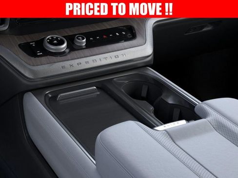 New 2025 Ford Expedition Max Platinum w/ Platinum Ultimate Package image 15