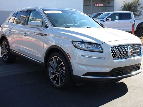 Certified 2022 Lincoln Nautilus Reserve w/ Equipment Group 201A image 8