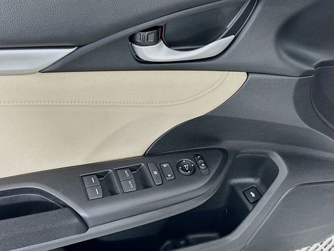 Used 2018 Honda Civic EX image 17
