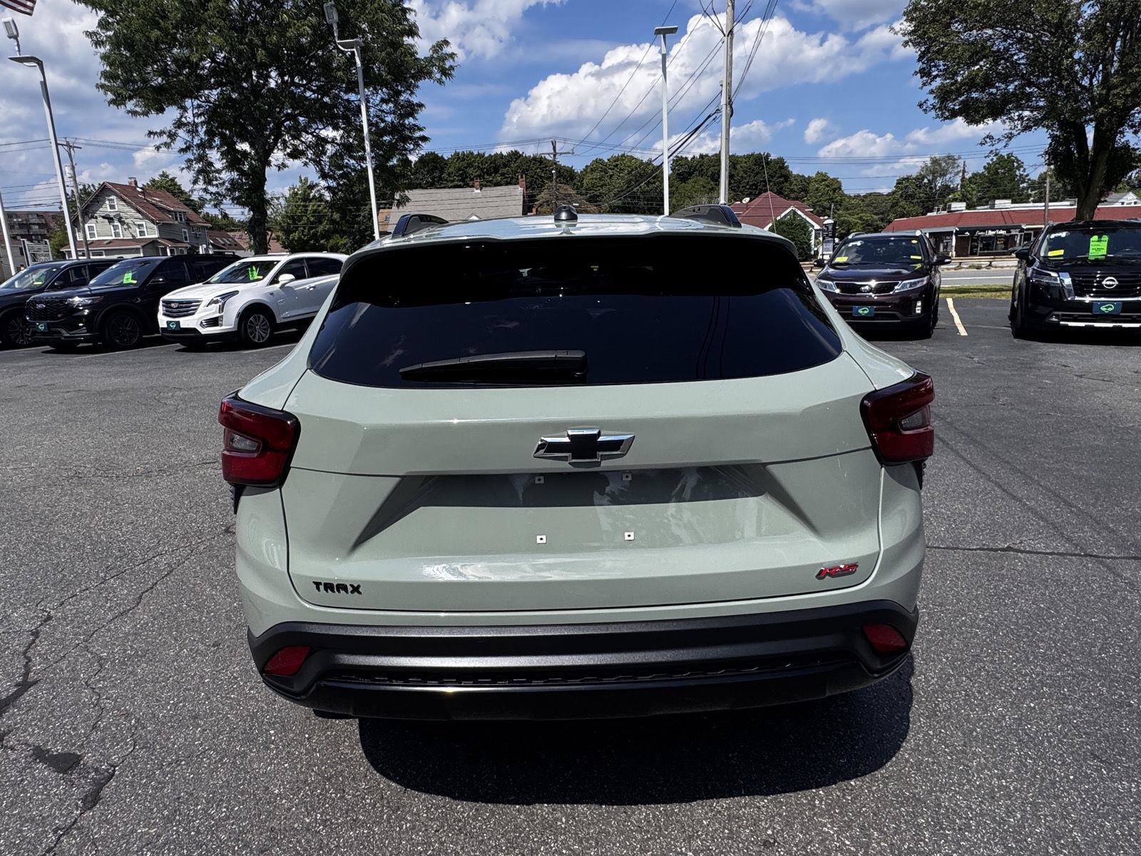 Certified 2024 Chevrolet Trax RS FWD image 6
