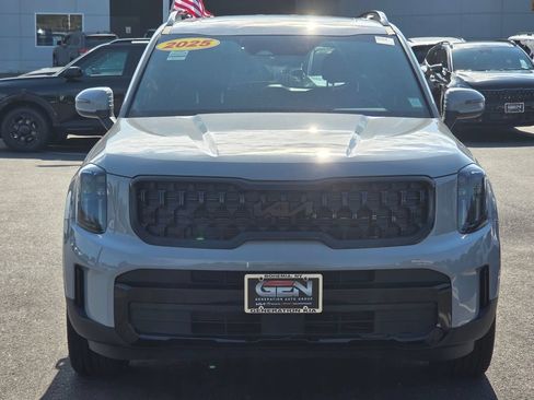 Used 2025 Kia Telluride EX X-Line AWD/4WD image 2