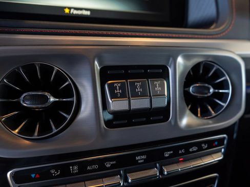 Used 2022 Mercedes-Benz G 63 AMG 4MATIC image 26