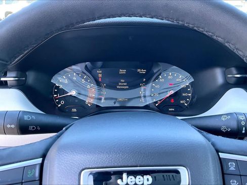 Certified 2025 Jeep Compass Limited AWD/4WD image 25
