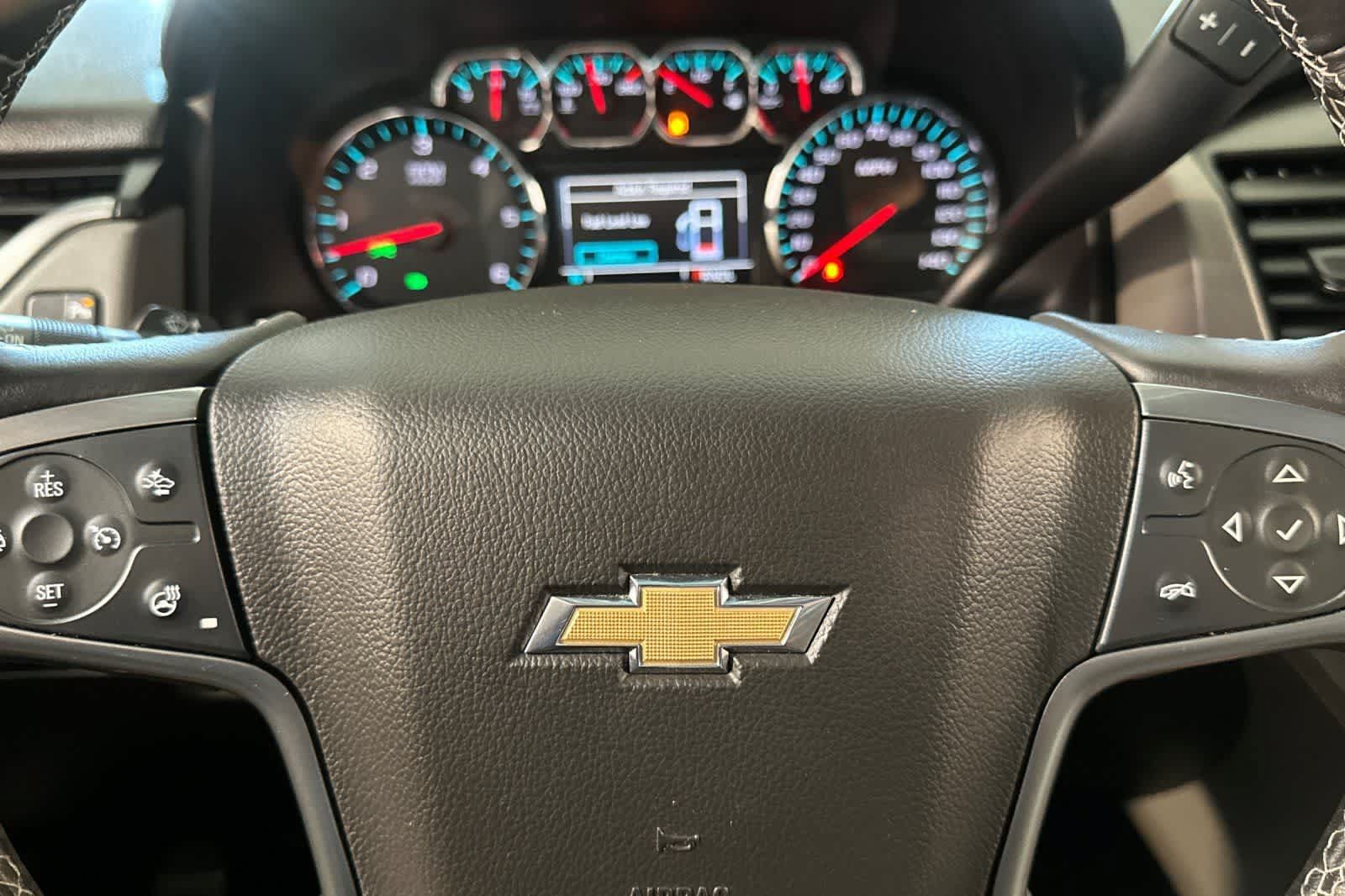 Used 2017 Chevrolet Tahoe LT w/ Luxury Package AWD/4WD image 29