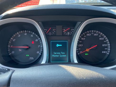 Used 2015 Chevrolet Equinox LT AWD/4WD image 24
