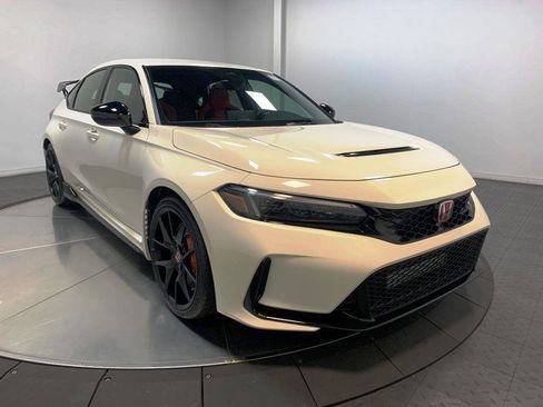 New 2025 Honda Civic Type R image 2