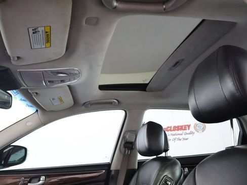 Used 2013 Hyundai Equus Signature RWD image 44