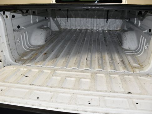 Used 2015 Chevrolet Colorado W/T RWD image 50