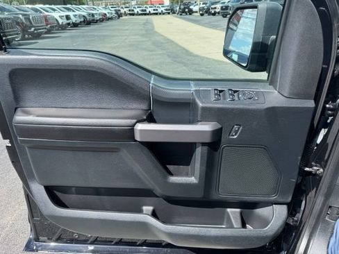 Used 2019 Ford F150 XLT w/ Equipment Group 302A Luxury AWD/4WD image 15