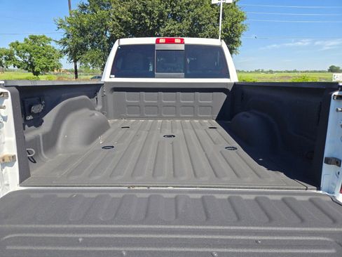 Used 2025 RAM 2500 Laramie AWD/4WD image 21