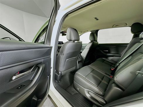 New 2026 MAZDA CX-90 3.3 Turbo w/ Select Package image 17