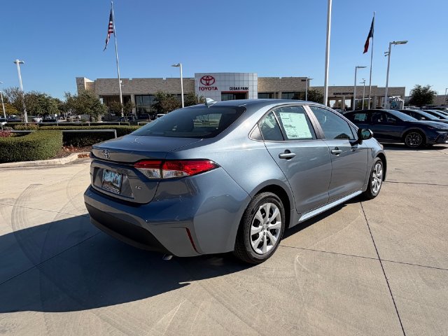 New 2027 Toyota Corolla LE FWD image 4