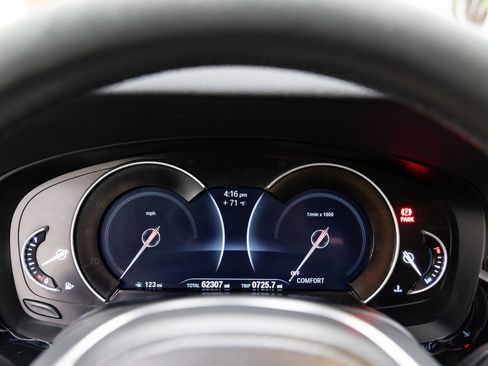 Used 2018 BMW 540i RWD image 15
