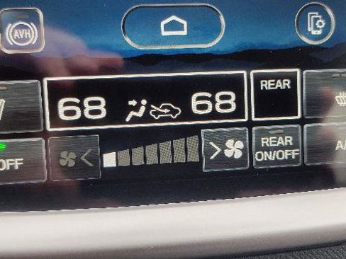 Used 2025 Subaru Ascent Premium image 15