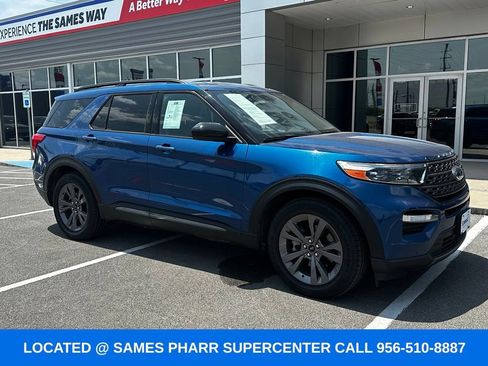 Used 2023 Ford Explorer XLT w/ Equipment Group 202A RWD image 7