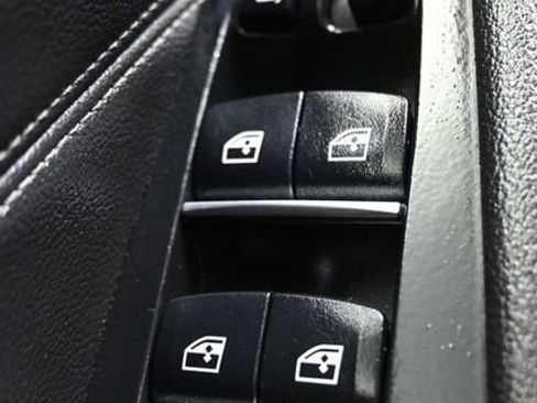 Used 2019 BMW X5 xDrive40i w/ Luxury Seating Package AWD/4WD image 23