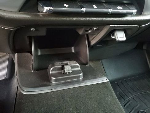 Used 2017 GMC Sierra 1500 SLT w/ SLT Premium Package image 25