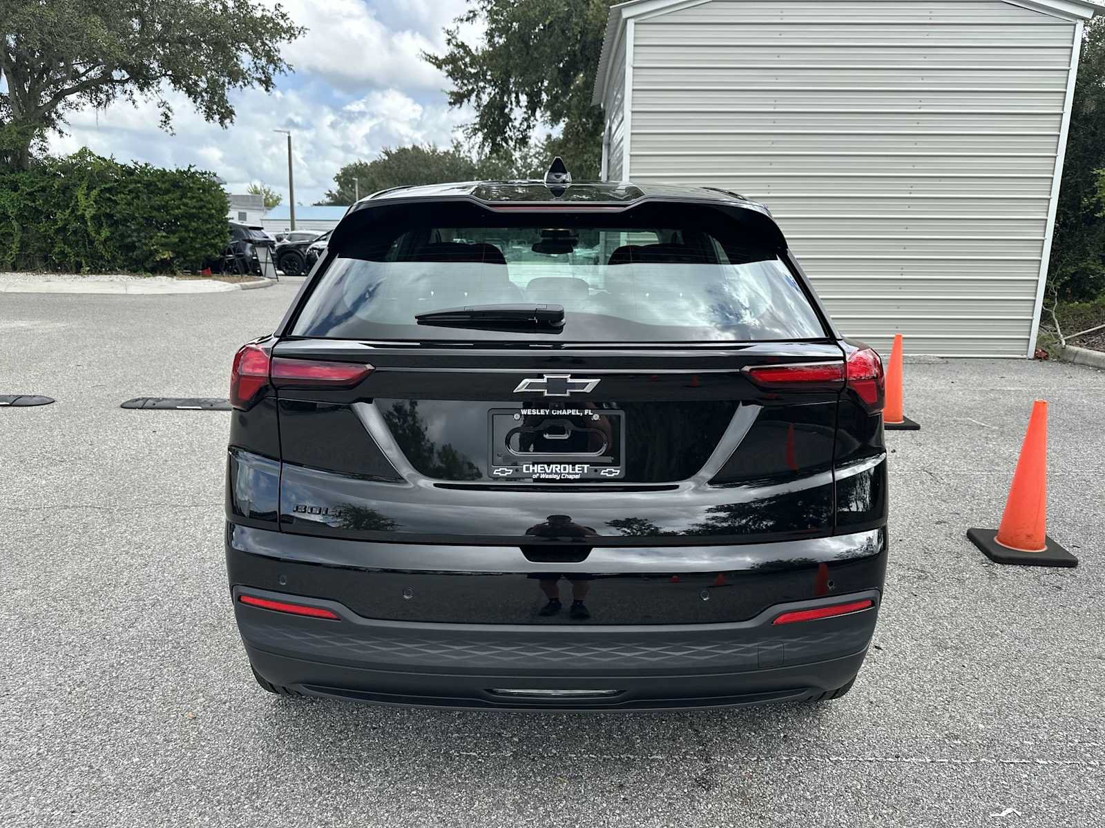 New 2027 Chevrolet Bolt LT w/ Comfort Package FWD image 5