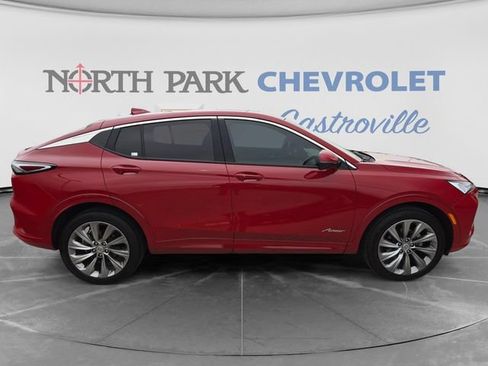 Used 2026 Buick Envista Avenir FWD image 2