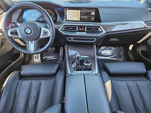 Used 2023 BMW X5 M50i w/ Executive Package image 17