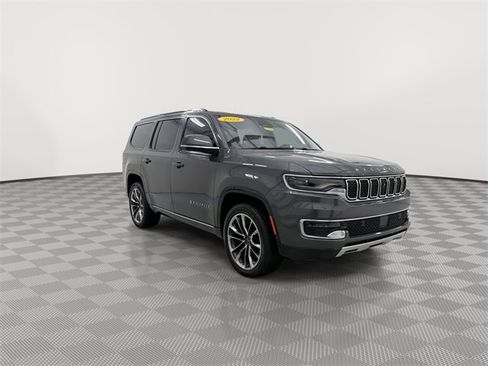 Used 2022 Jeep Wagoneer Series III w/ Premium Group I image 13