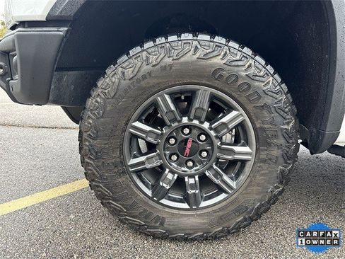 Used 2024 GMC Sierra 1500 AT4X image 38