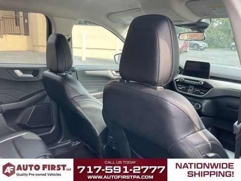 Used 2022 Ford Escape SEL AWD/4WD image 15