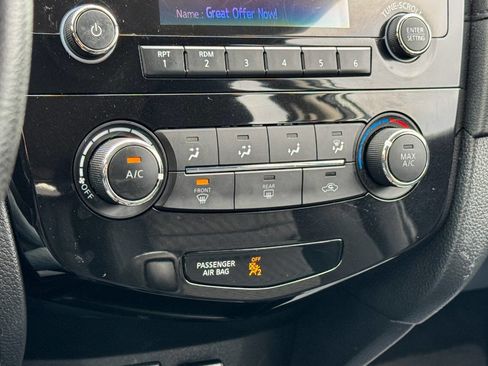 Used 2017 Nissan Rogue S AWD/4WD image 28