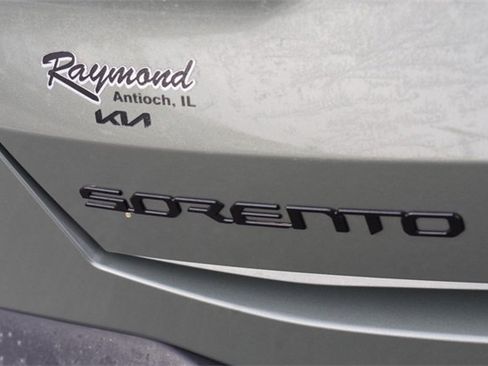 Certified 2025 Kia Sorento SX image 13