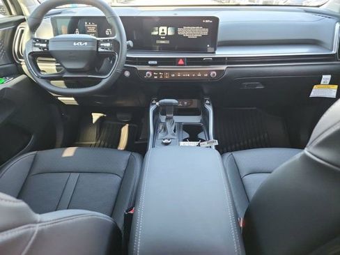 New 2026 Kia Sorento S w/ S Panoramic Sunroof Package FWD image 10