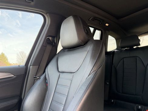 Used 2018 BMW X3 M40i image 31