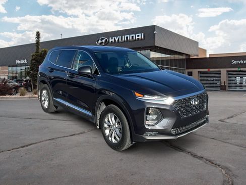 Used 2020 Hyundai Santa Fe SE image 7