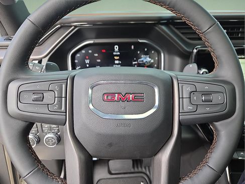 Used 2026 GMC Sierra 1500 AT4 w/ AT4 Premium Package AWD/4WD image 24
