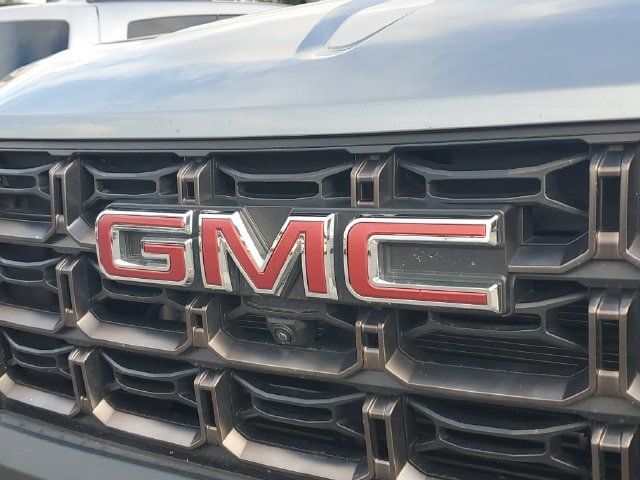 Used 2024 GMC Canyon AT4X w/ AT4X AEV Edition AWD/4WD image 5