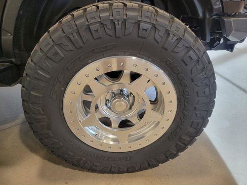 Used 2022 Ford Bronco Wildtrak image 32