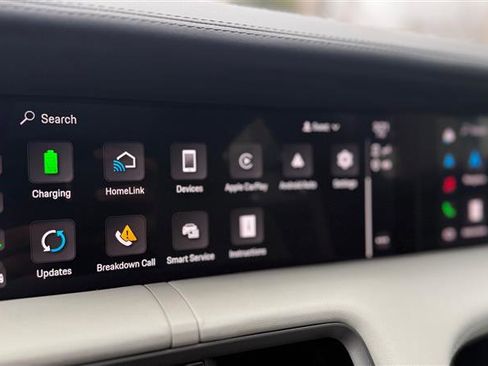 Used 2022 Porsche Taycan 4S image 31