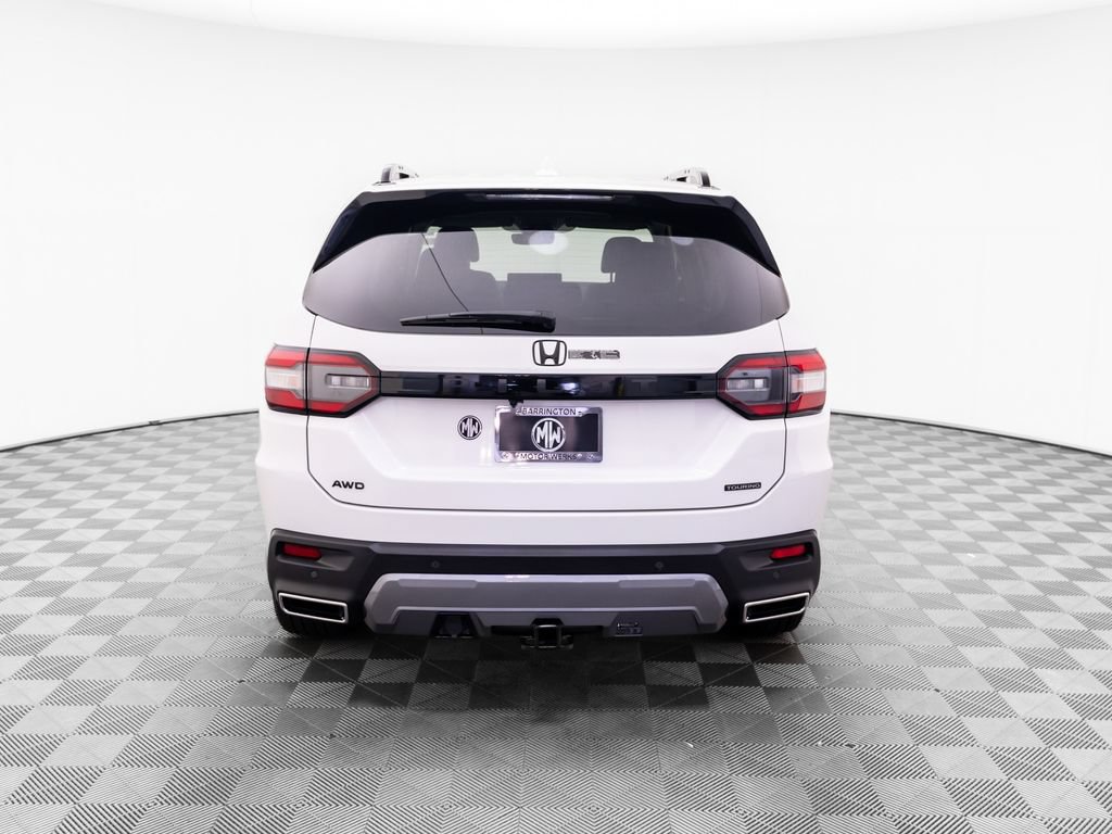 New 2026 Honda Pilot Touring image 4