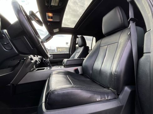 Used 2015 Ford Expedition Max Limited image 10