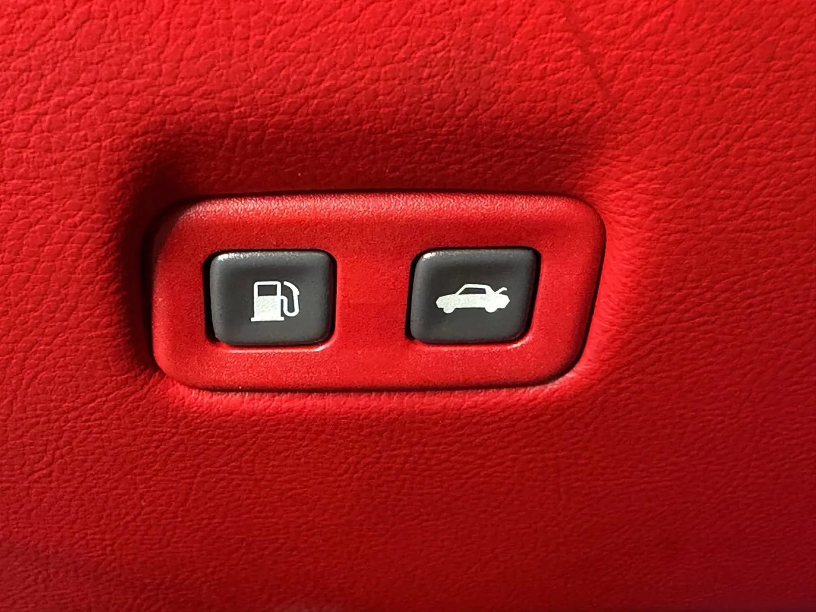 Used 2009 Chevrolet Corvette Convertible w/ Preferred Equipment Group RWD image 26
